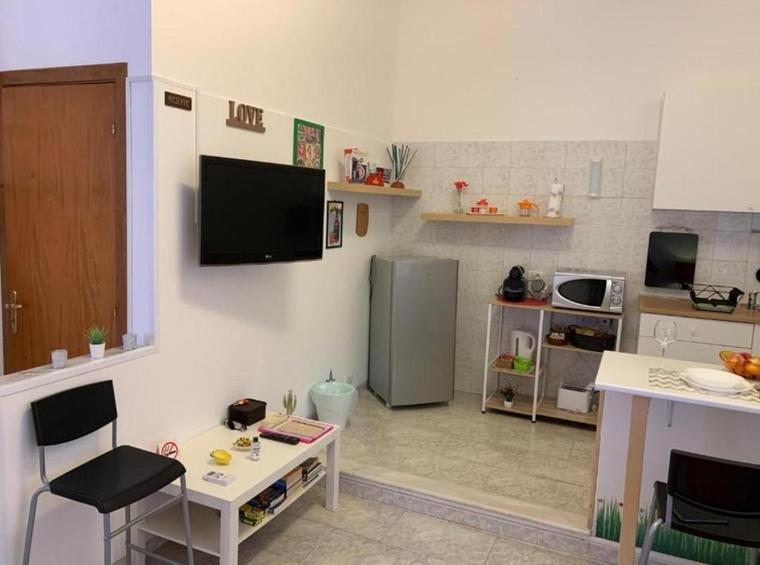 Apartamento The Airport House Catania Exterior foto