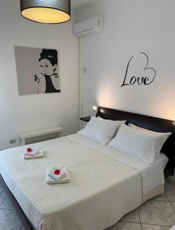 Apartamento The Airport House Catania Exterior foto