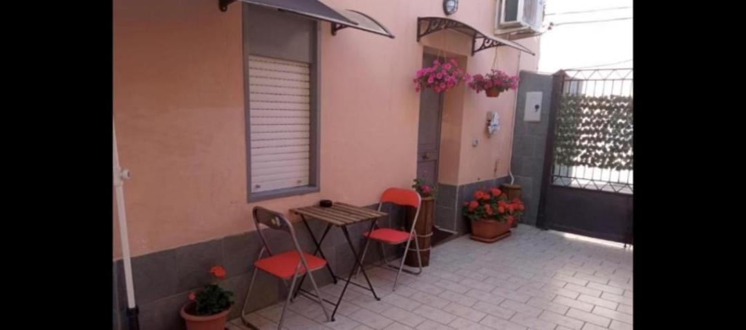 Apartamento The Airport House Catania Exterior foto